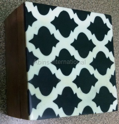 Box-BHG-1503.jpg